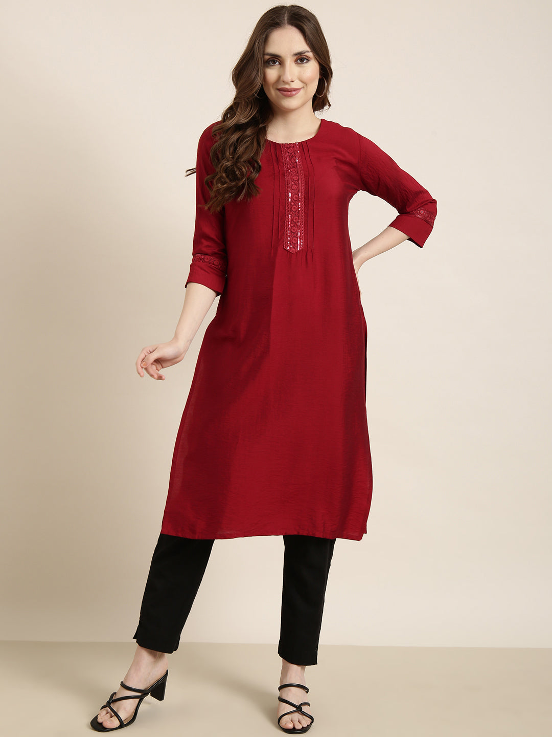 Women's Straight Maroon Solid Kurta
