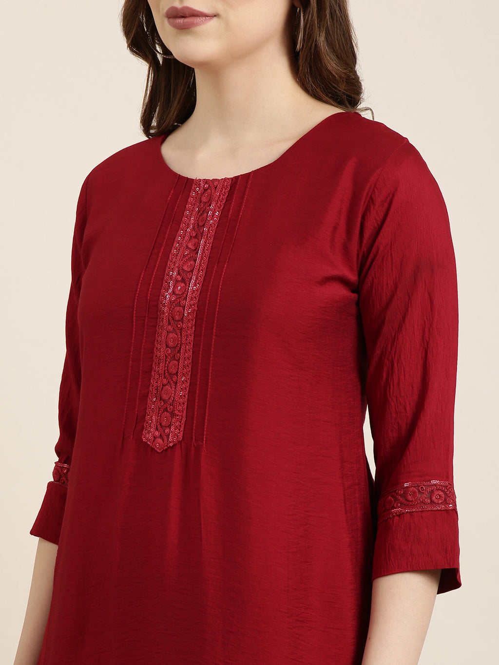 Women's Straight Maroon Solid Kurta