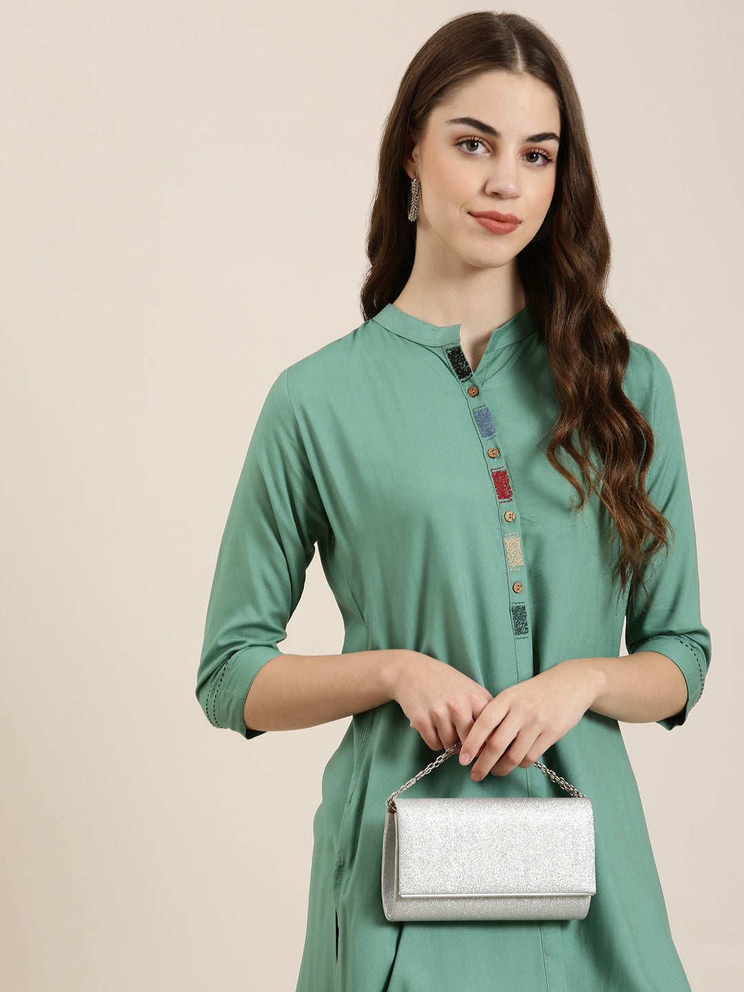 Women's Sea Green Mandarin Collar Thread Work Straight Kurta