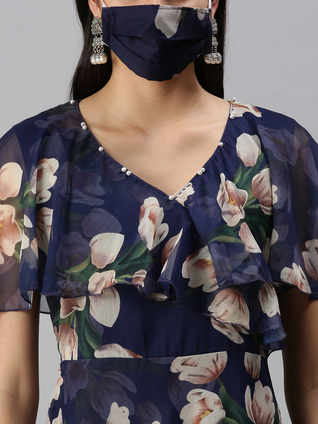 Women's Blue Floral Thread Work Anarkali Kurta