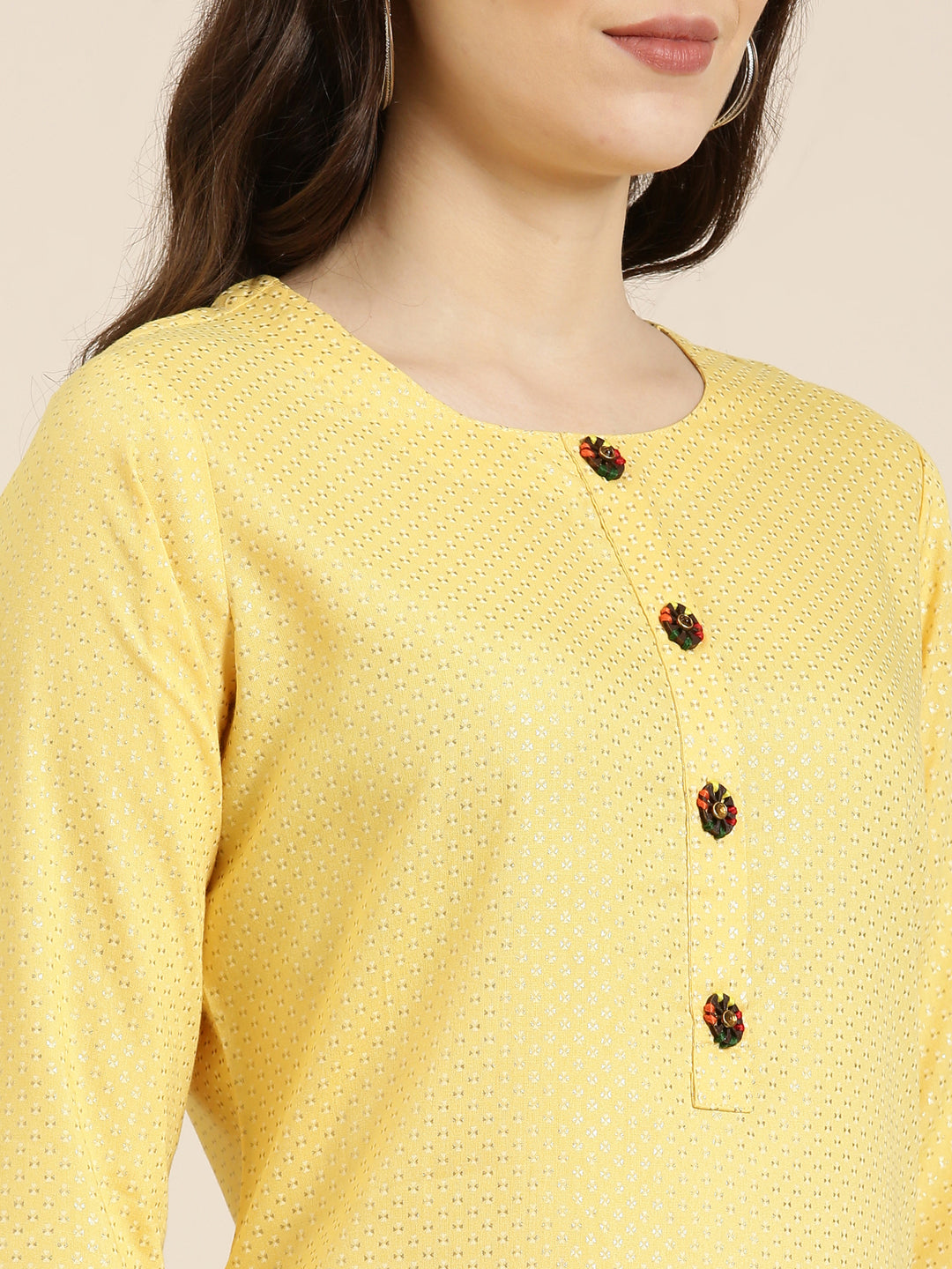 Women's Yellow Ethnic Motif Embroidered Thread Work Straight Kurta