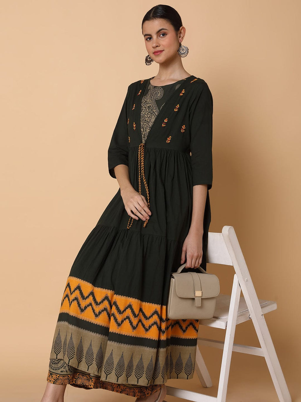 Women's Ethnic Motifs Green Anarkali Kurta with Shrug