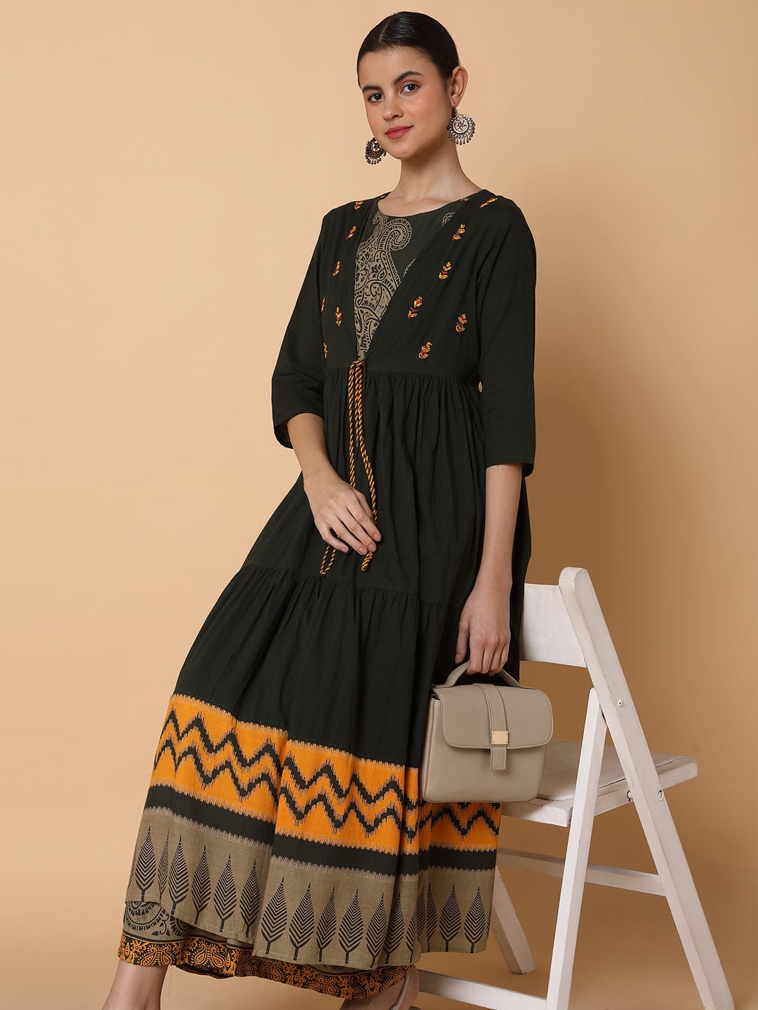 Women's Ethnic Motifs Green Anarkali Kurta with Shrug