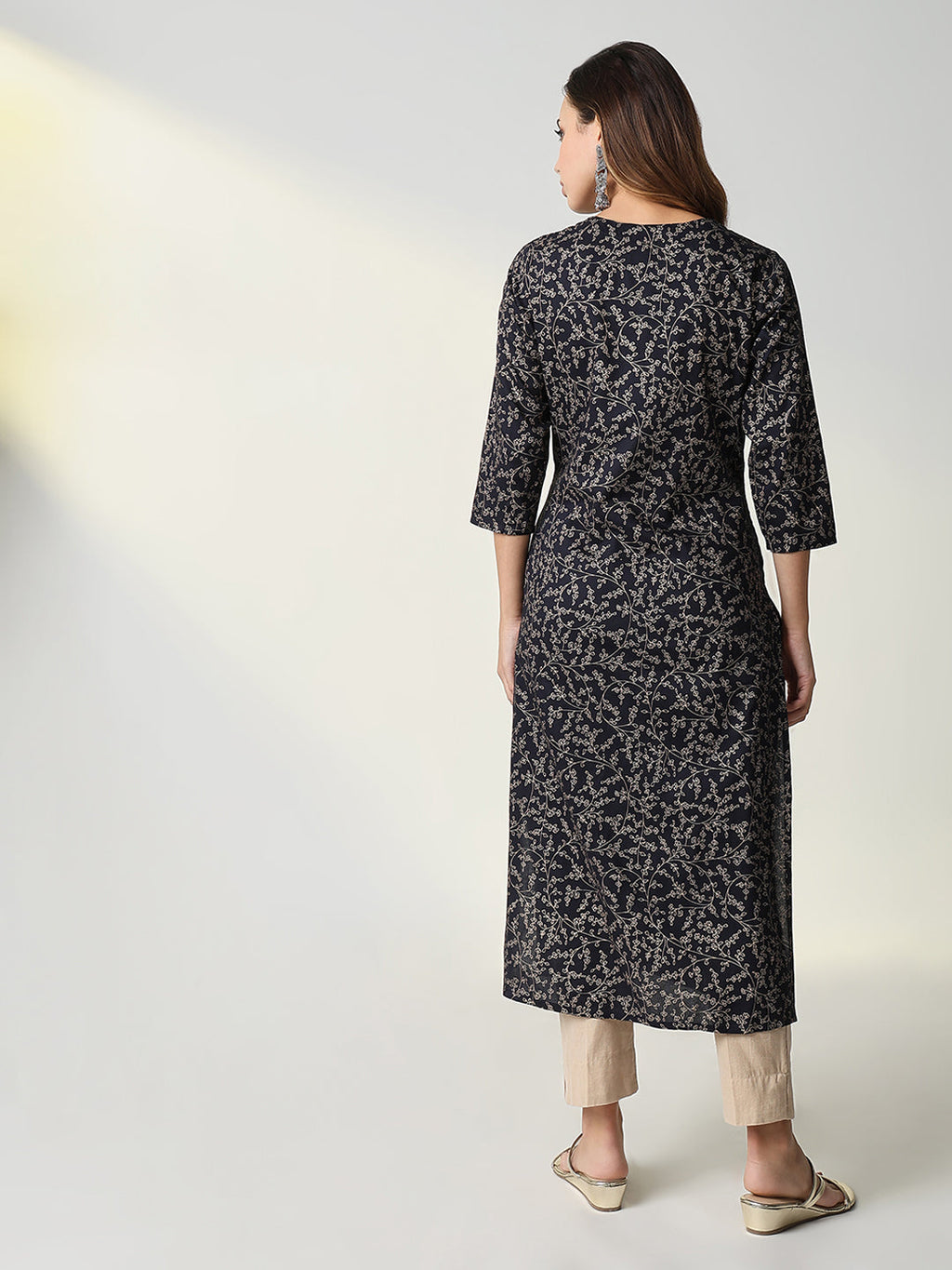 Women's Navy Blue Graphic Straight Kurta