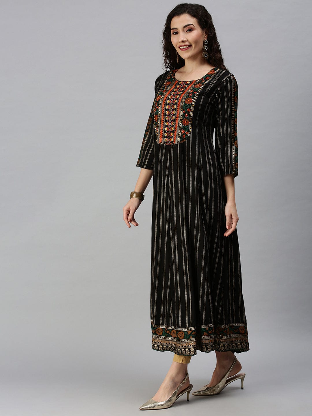 Women's Yoke Design Black Anarkali Kurta