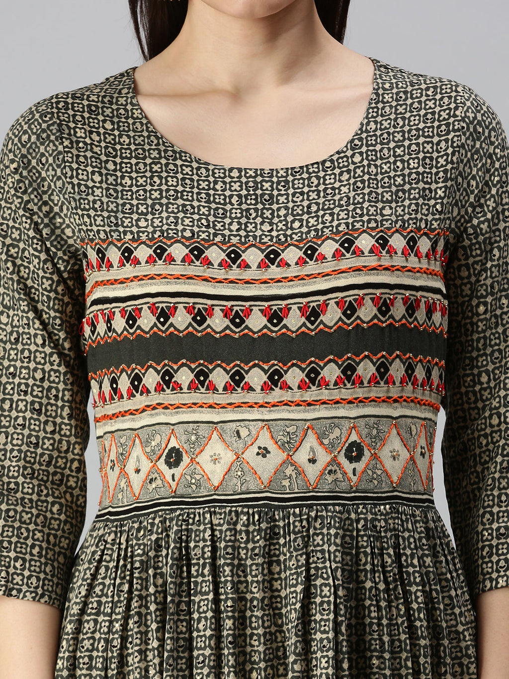Women's Olive Ethnic Motifs Printed Anarkali Kurta