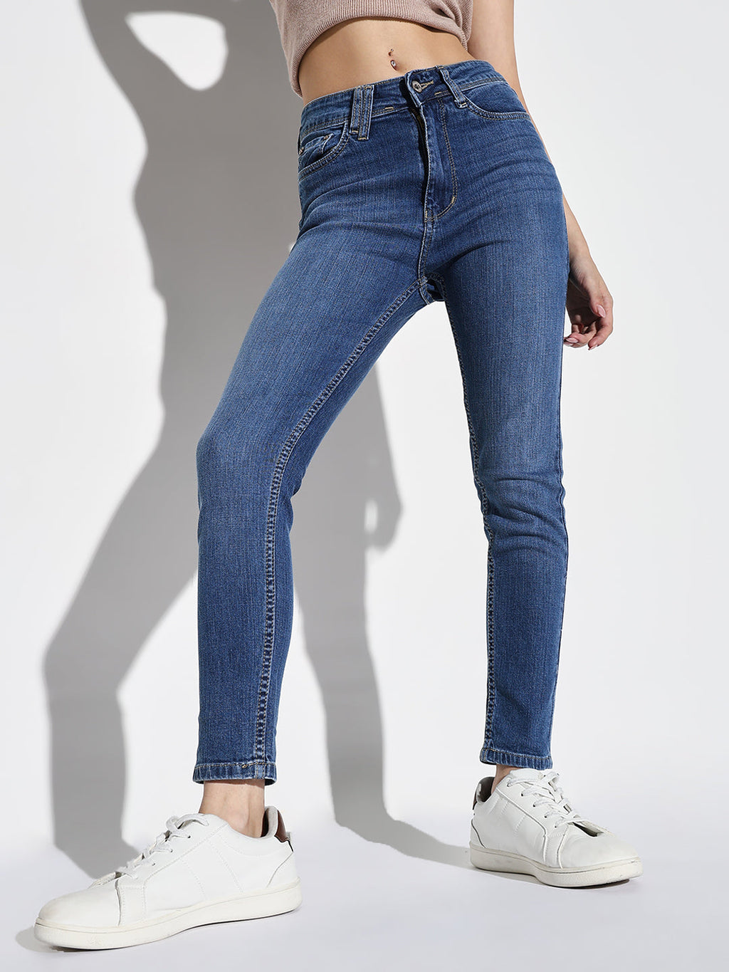 Women's Blue Comfort Slim Fit Light Fade Stretchable Jeans