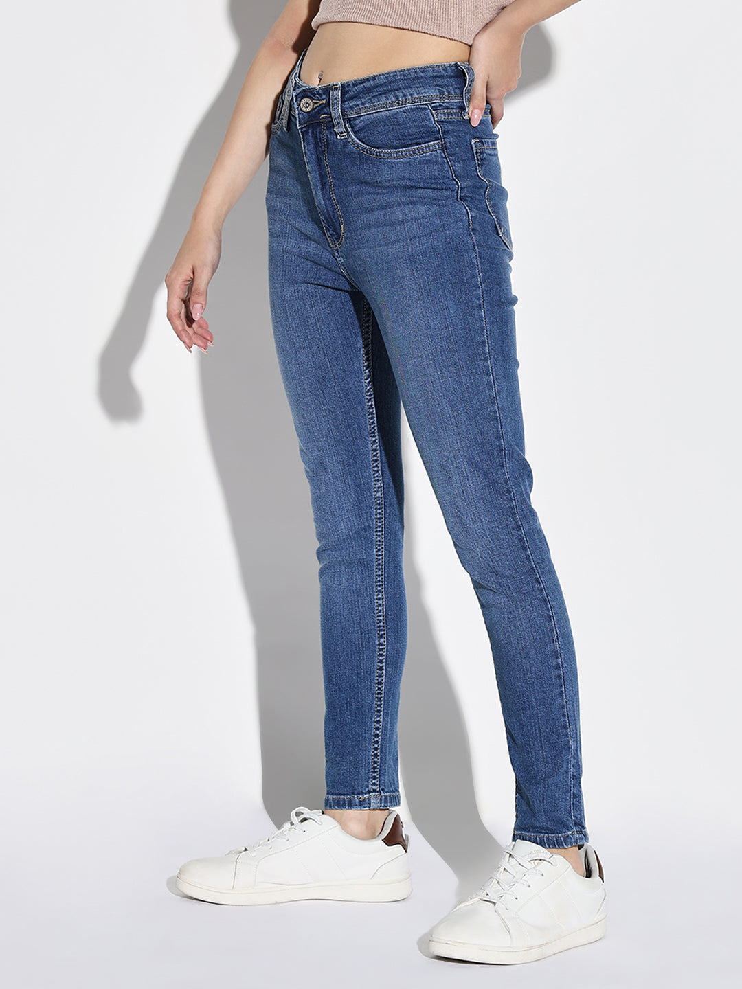Women's Blue Comfort Slim Fit Light Fade Stretchable Jeans