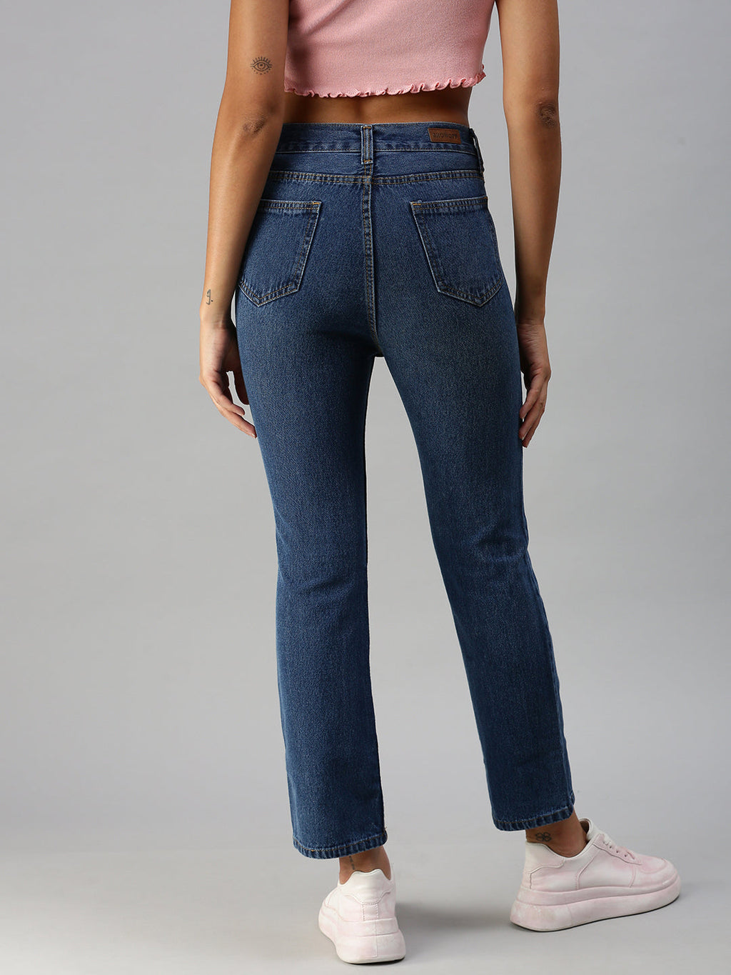 Women's Blue Straight Fit High-Rise Mildly Distressed Light Fade Jeans