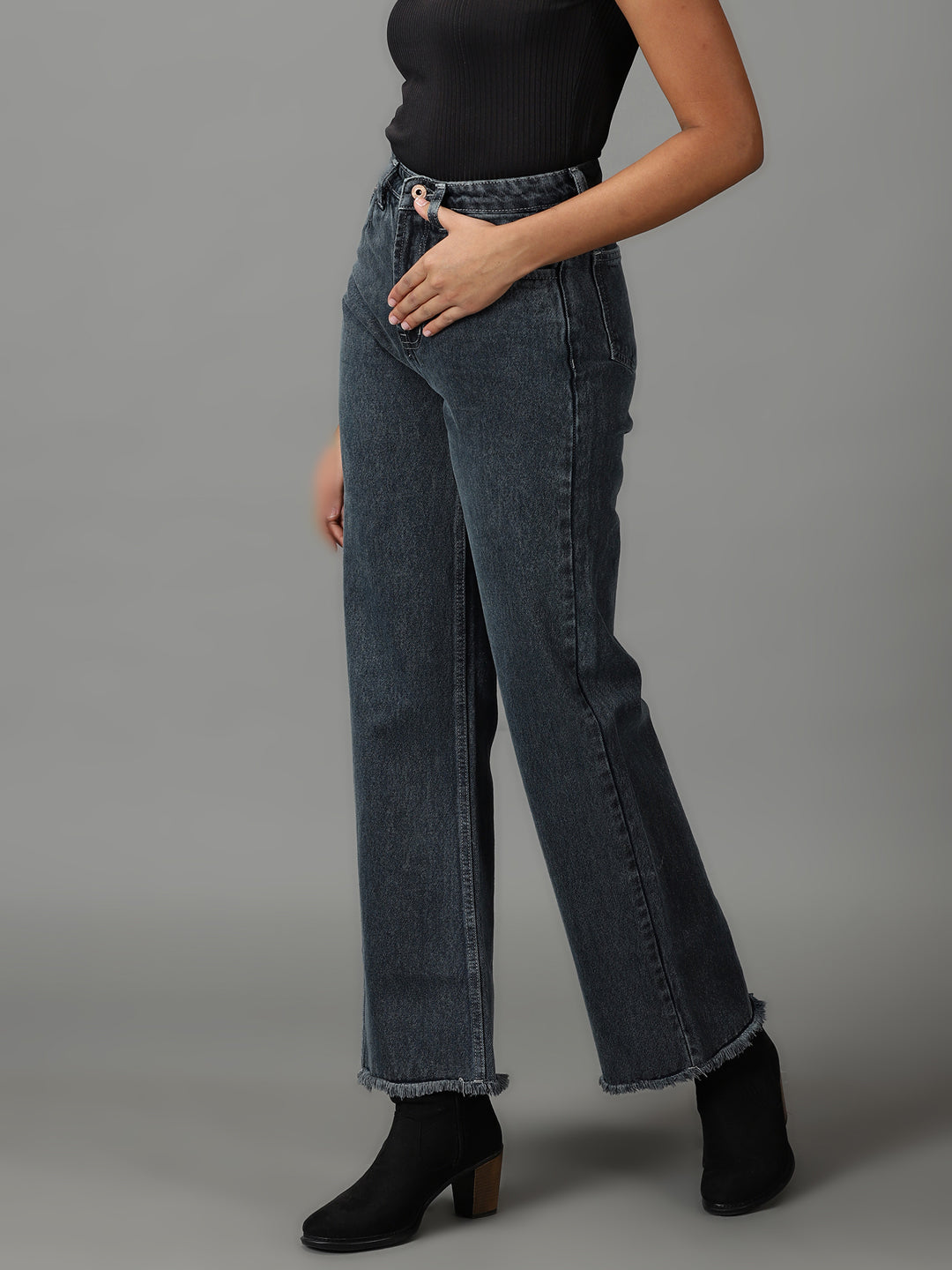 Women's Grey Straight Fit High-Rise Light Fade Stretchable Jeans