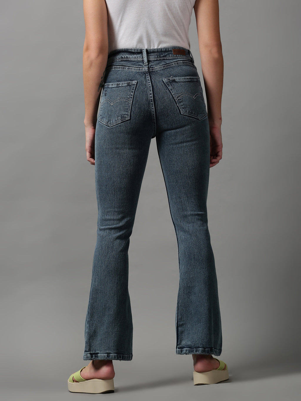 Women's Grey Bootcut Mildly Distressed Light Fade Stretchable Denim Jeans