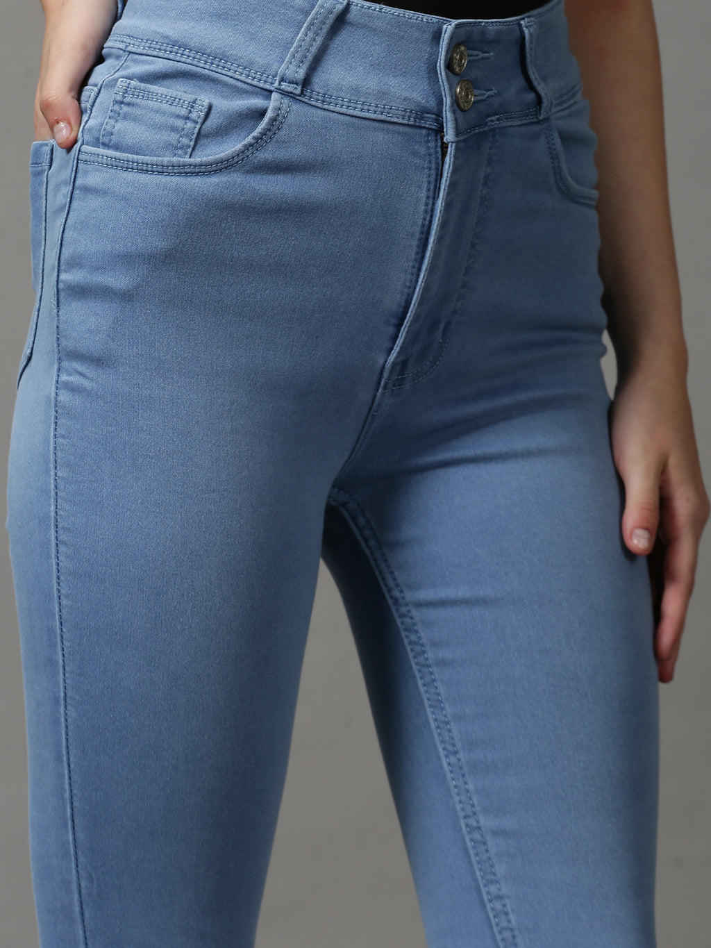 Women's Blue Skinny Fit Light Fade Stretchable Denim Jeans
