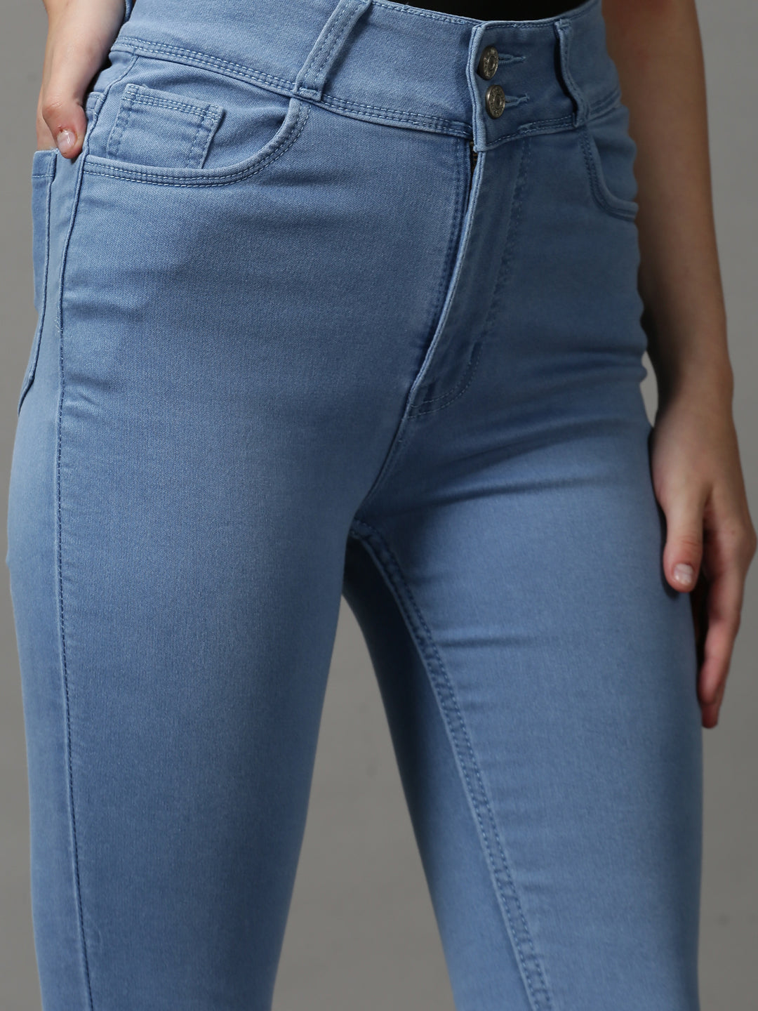Women's Blue Skinny Fit Light Fade Stretchable Denim Jeans
