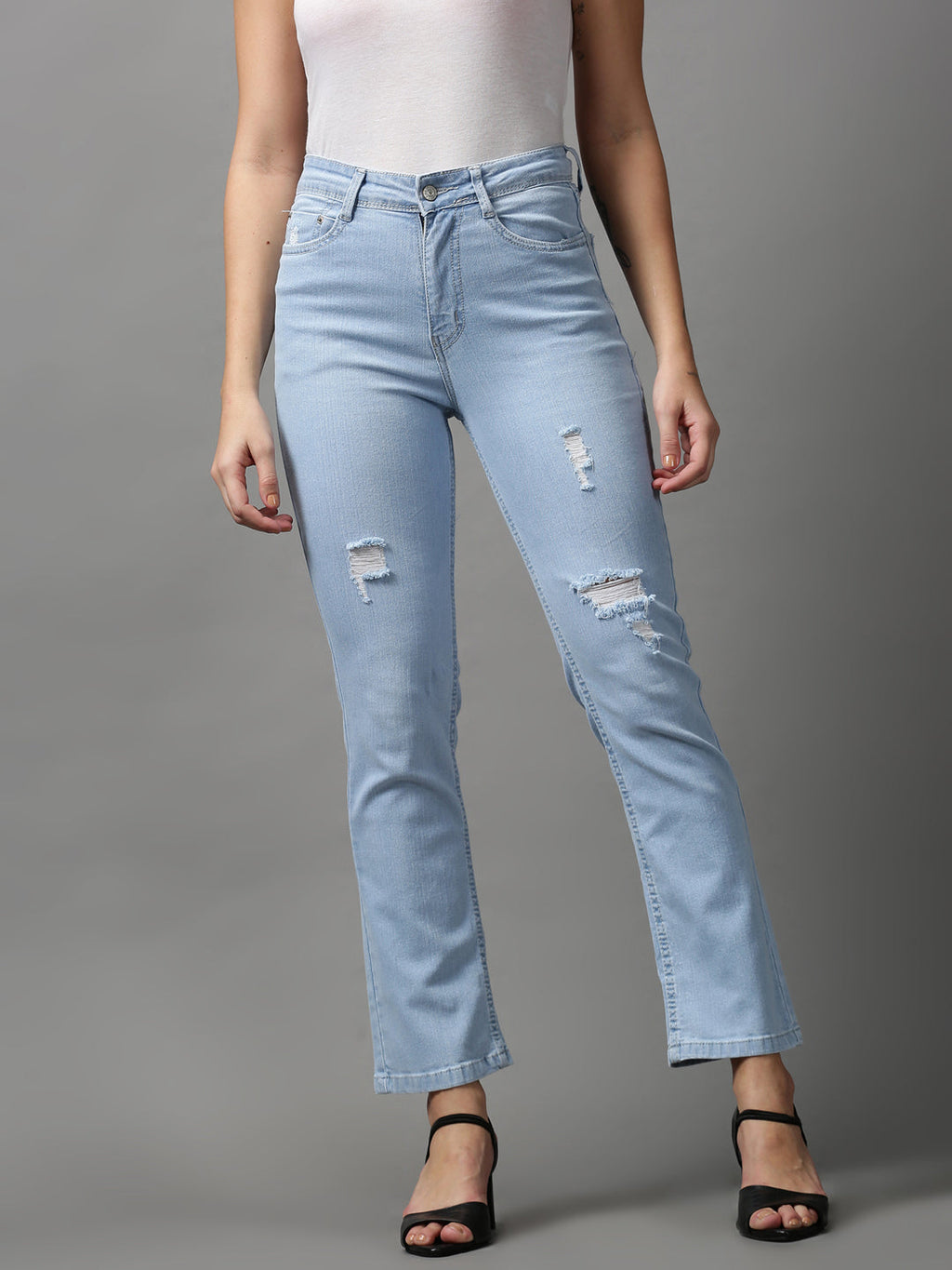 Women's Blue Mildly Distressed Light Fade Stretchable Denim Jeans