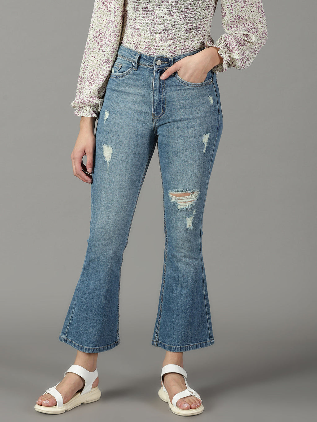 Women's Blue Bootcut Mildly Distressed Light Fade Stretchable Cotton Jeans