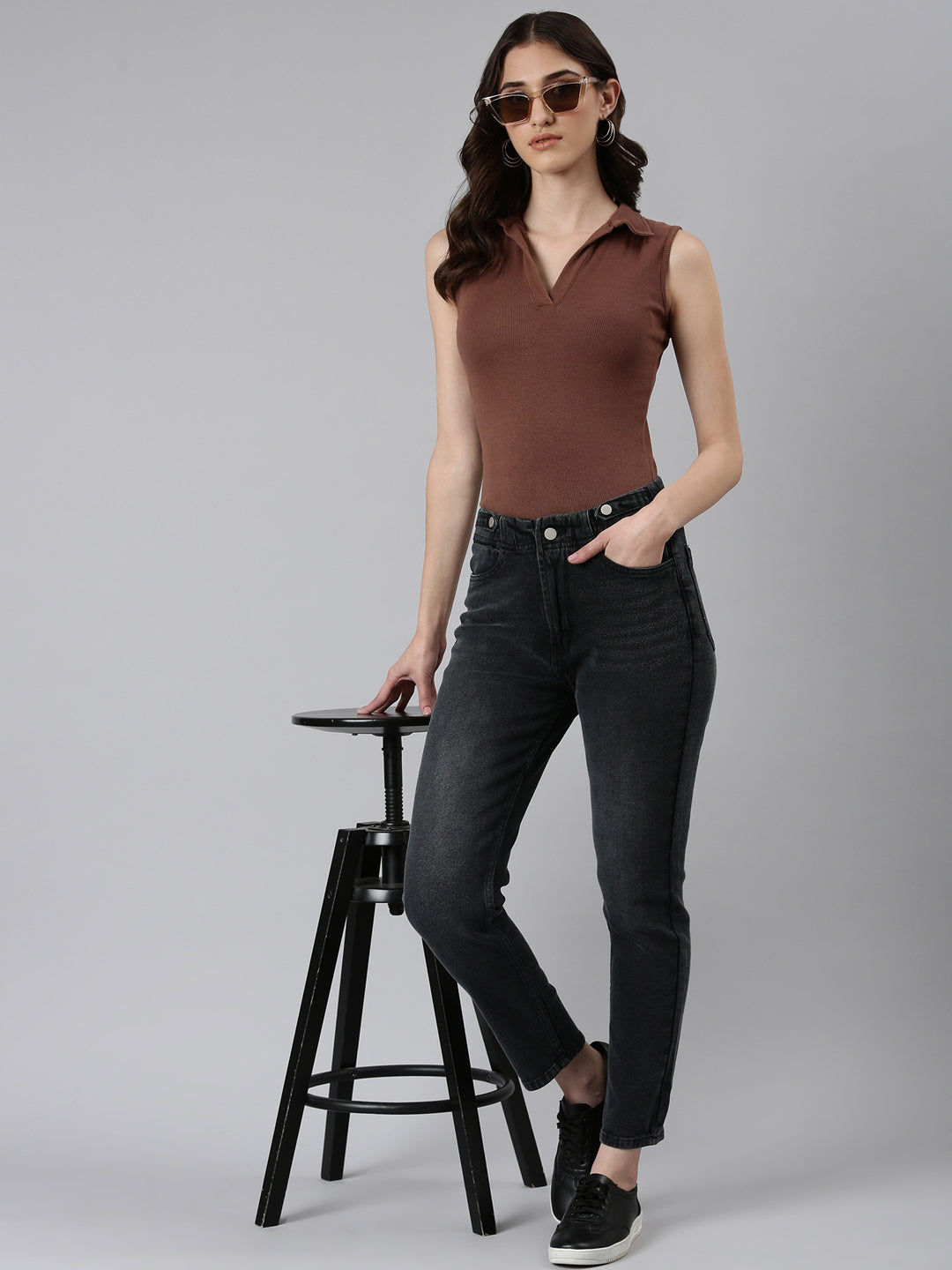 Women's Dark Grey Jean Light Fade High-Rise Cropped Denim Jeans