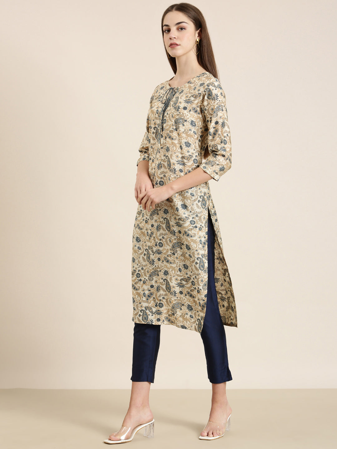 Women's Cream Ethnic Motif Printed key Hole Neck Straight Kurta