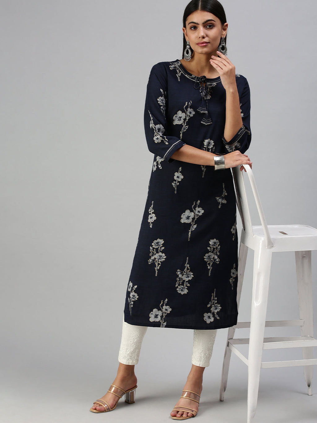 Women's Blue Floral Straight Kurta
