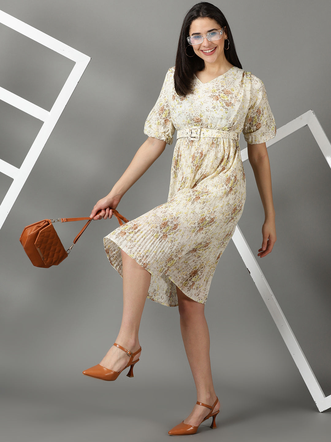 Women's Off White Floral Printed Fit & Flare Dress With Belt
