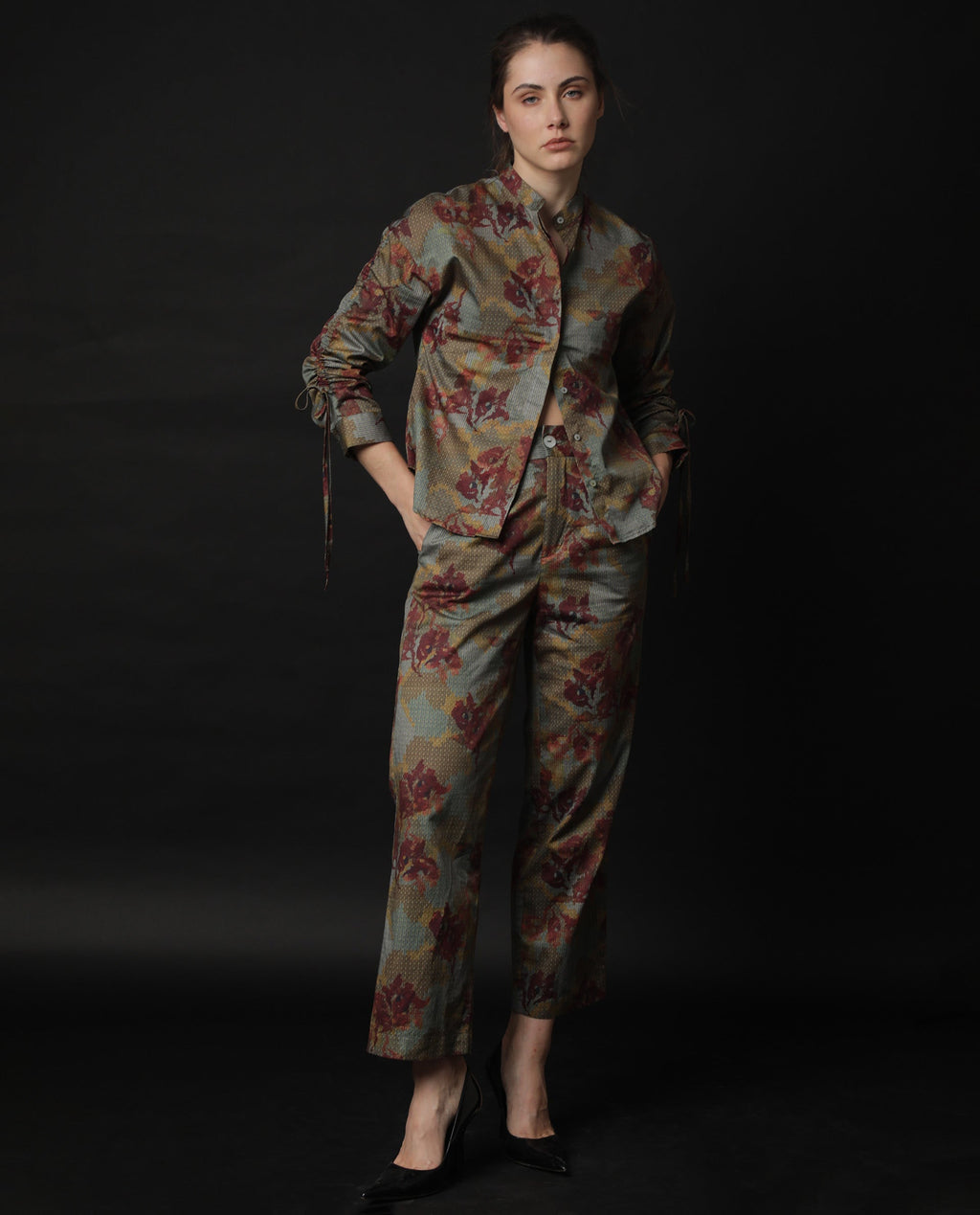 Rareism Women's Milan Olive Cotton Floral Print Ankle Length Tailored Trouser