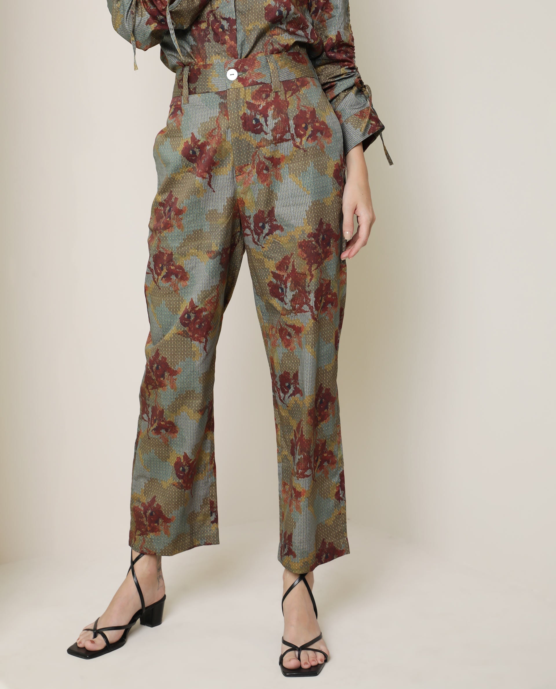 Rareism Women's Milan Olive Cotton Floral Print Ankle Length Tailored Trouser