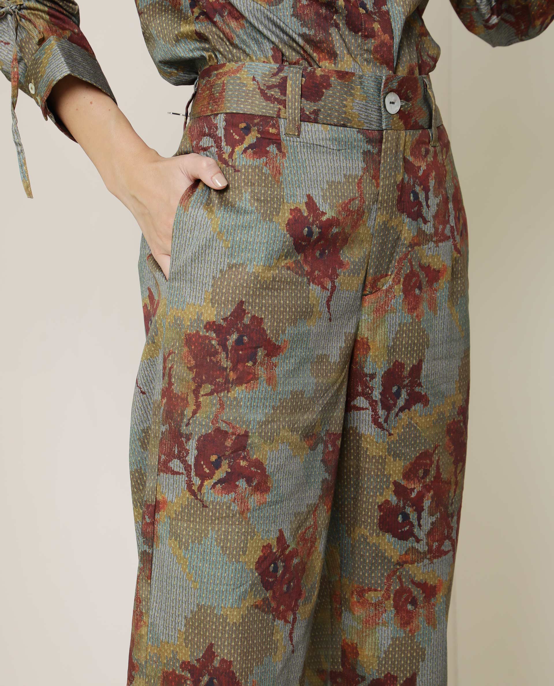 Rareism Women's Milan Olive Cotton Floral Print Ankle Length Tailored Trouser