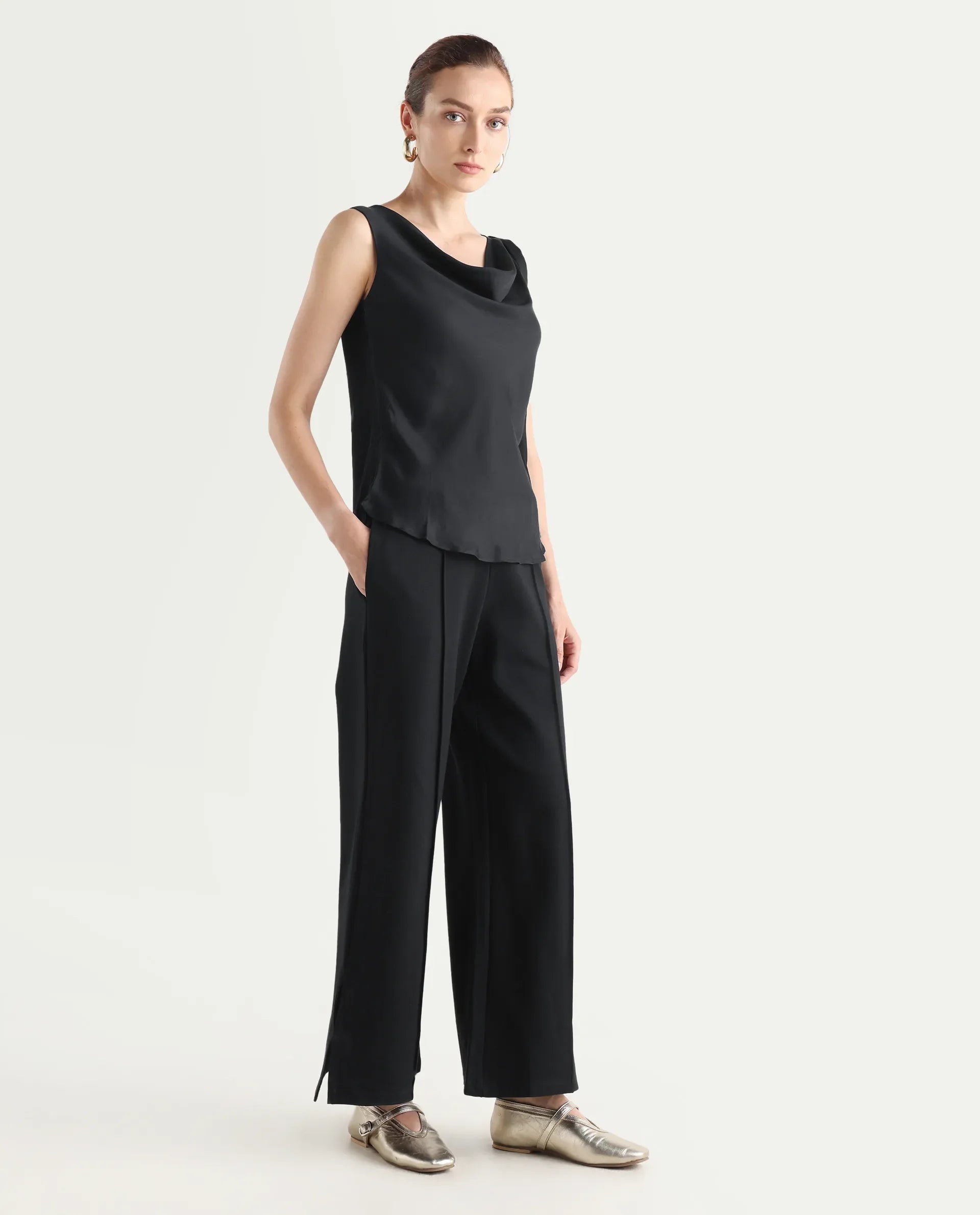 Rareism Women's Jancuri Black Rayon Plain Ankle Length Straight Fit Travel Trouser