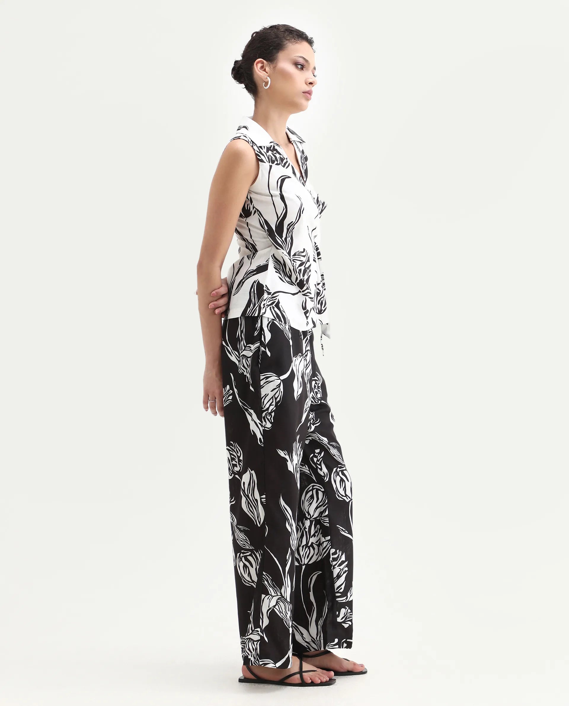 Rareism Women's Janfu B Black Polyester Floral Print Ankle Length Wide Trouser