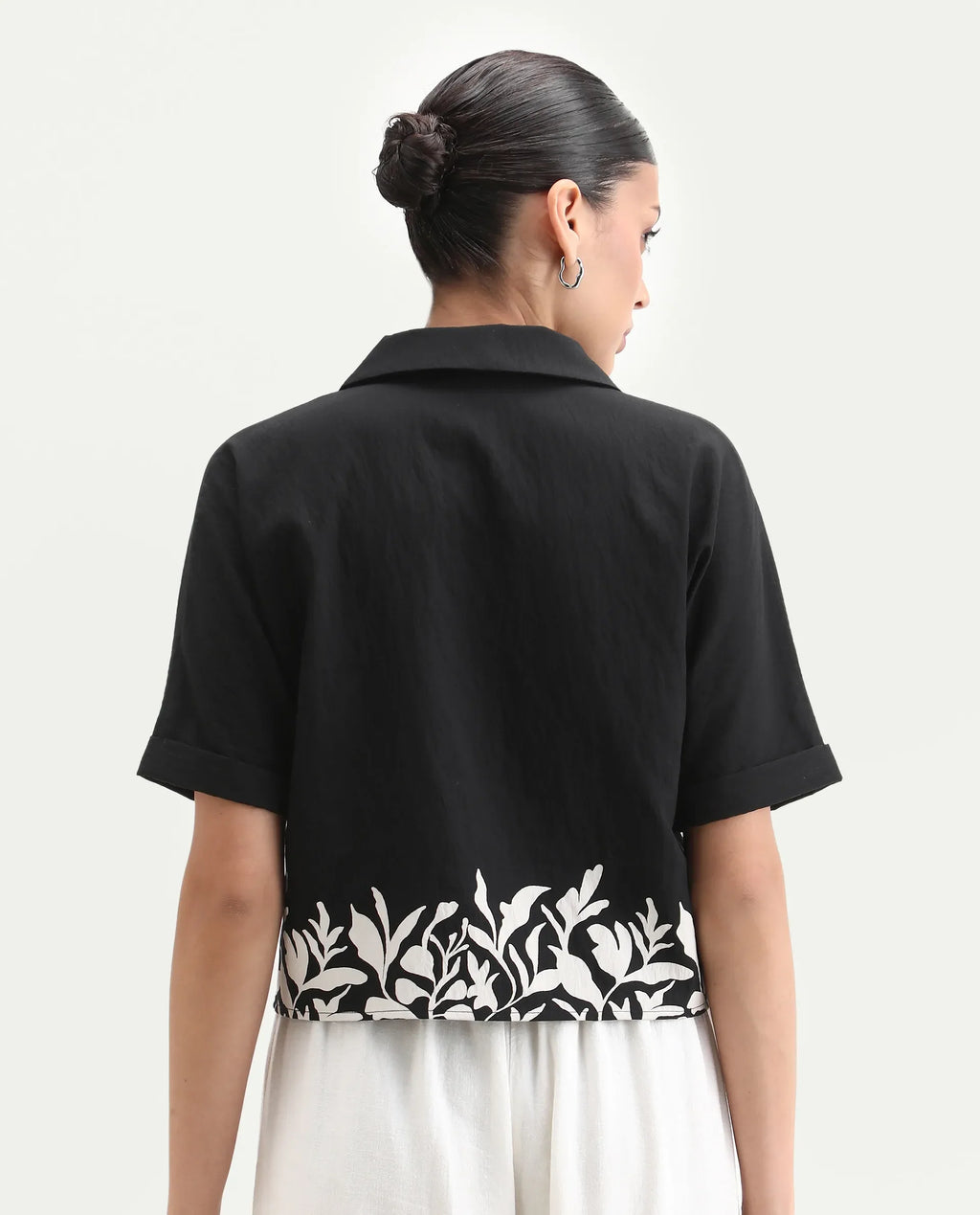 Rareism Women's Janhemo Black Viscose Blend Lapel Neck Floral Print Crop Boxy Fit Top
