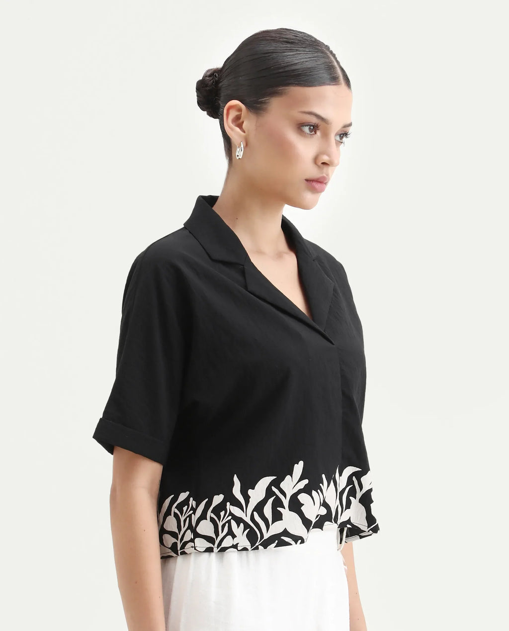 Rareism Women's Janhemo Black Viscose Blend Lapel Neck Floral Print Crop Boxy Fit Top
