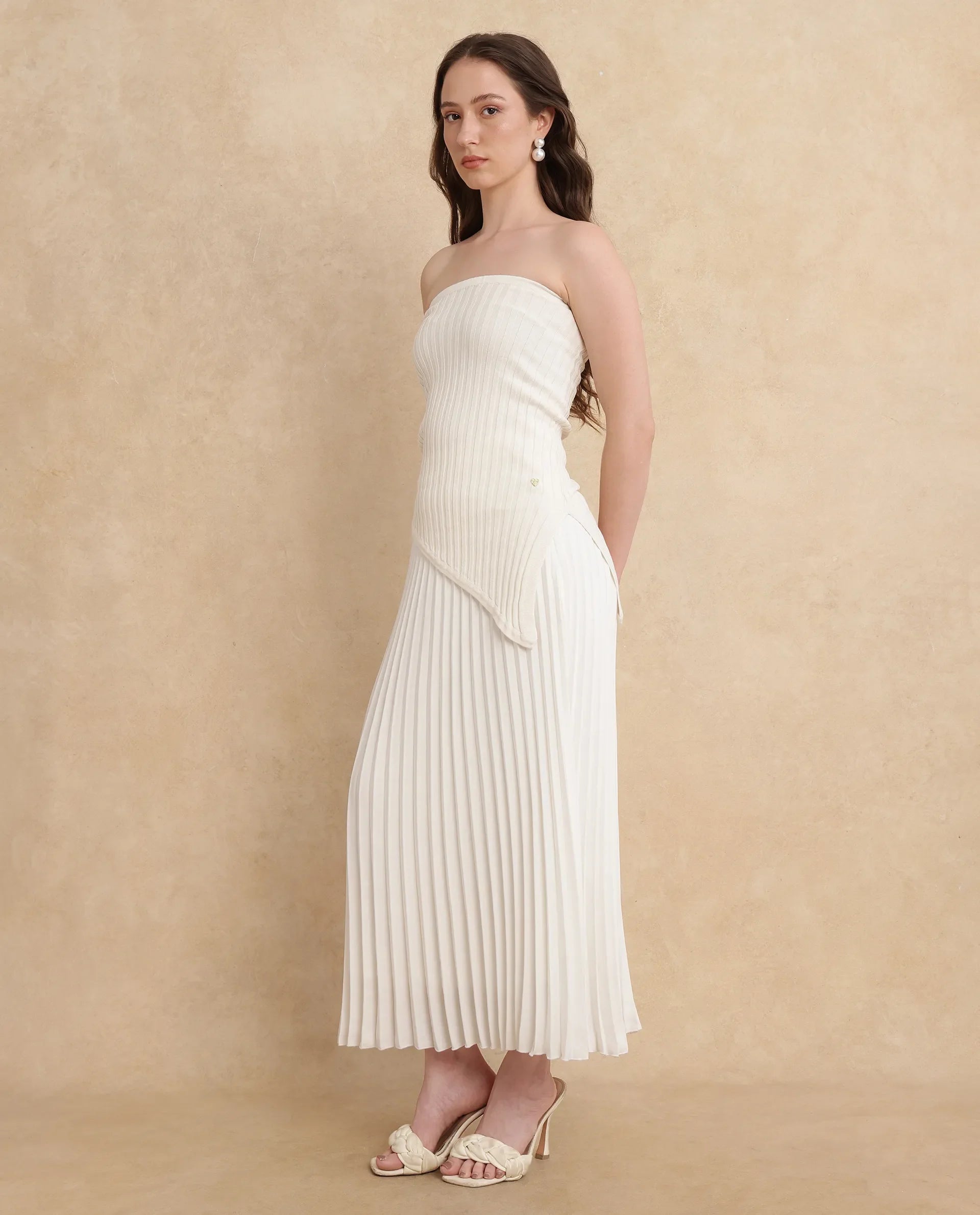 Rareism Women's Jansu Off White Polyester Plain Midi Flared Skirt