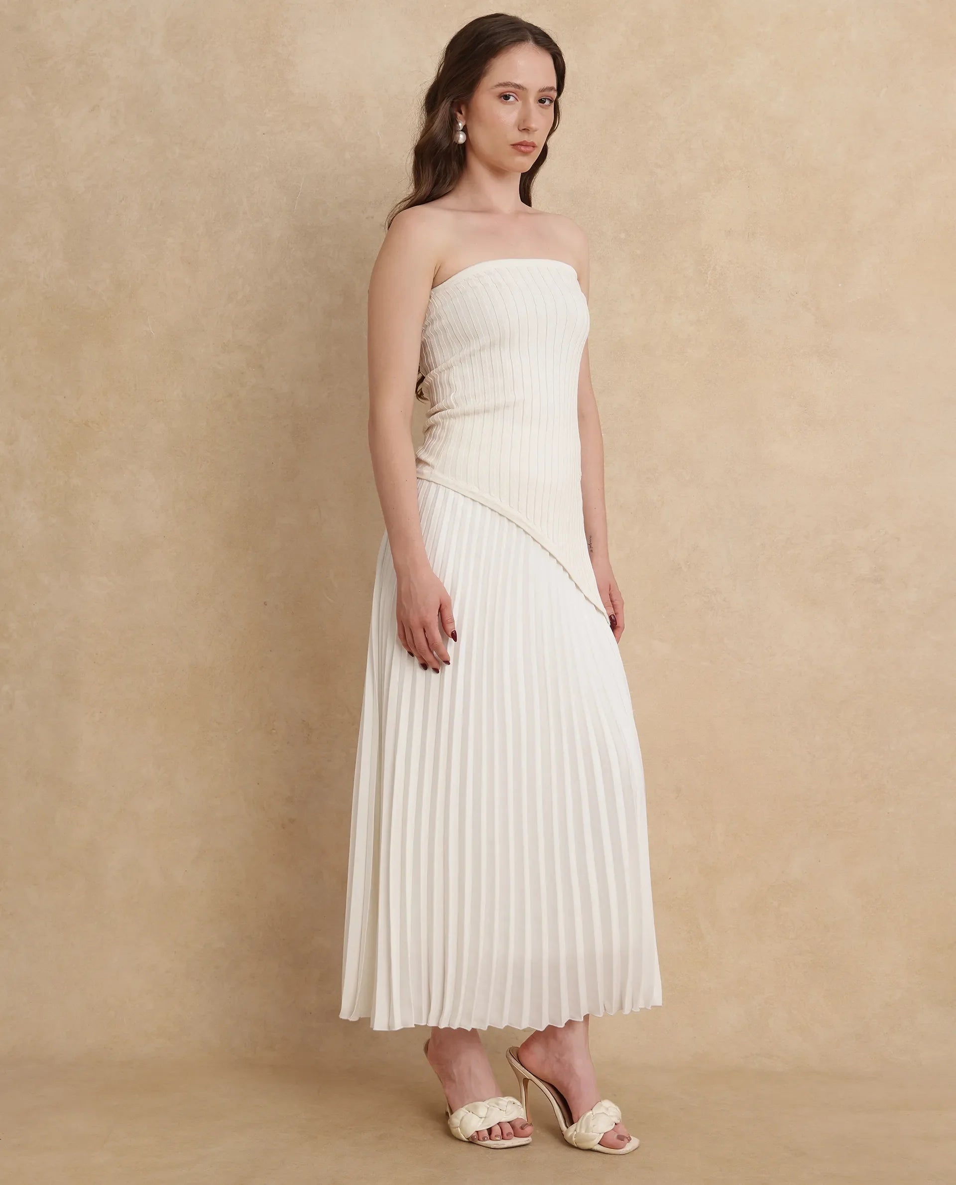 Rareism Women's Jansu Off White Polyester Plain Midi Flared Skirt
