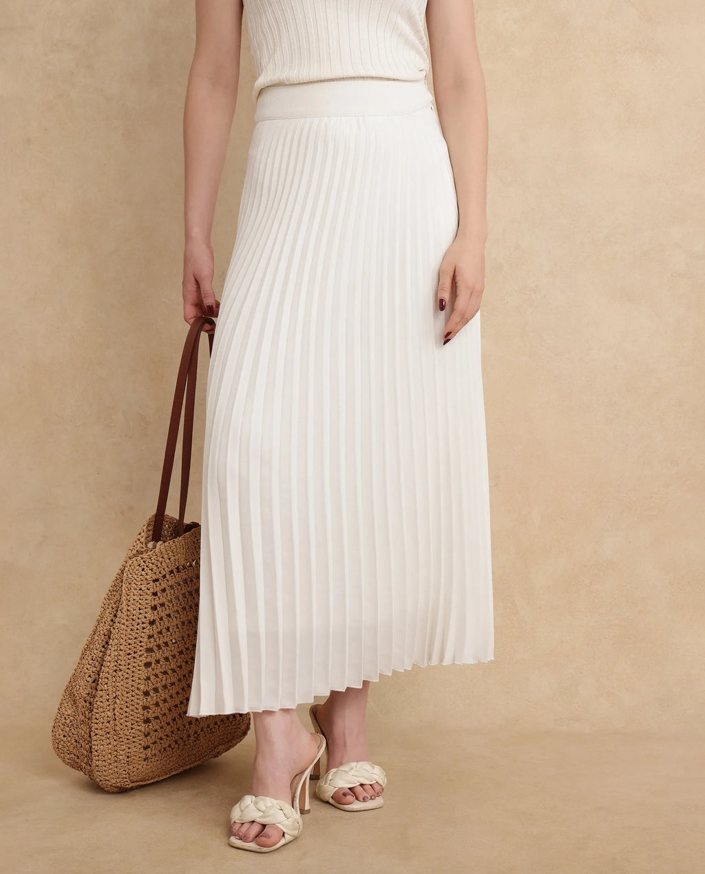 Rareism Women's Jansu Off White Polyester Plain Midi Flared Skirt