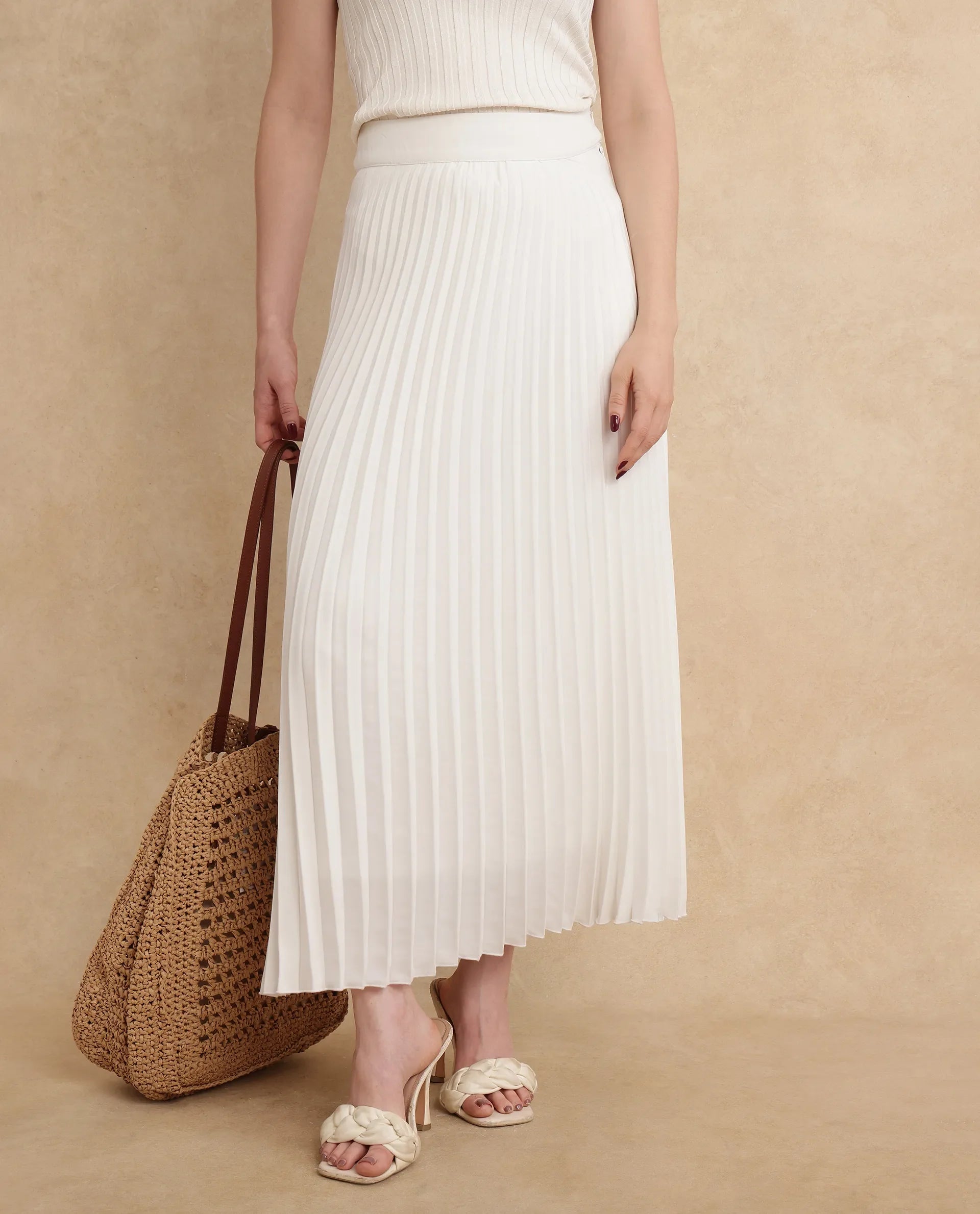 Rareism Women's Jansu Off White Polyester Plain Midi Flared Skirt
