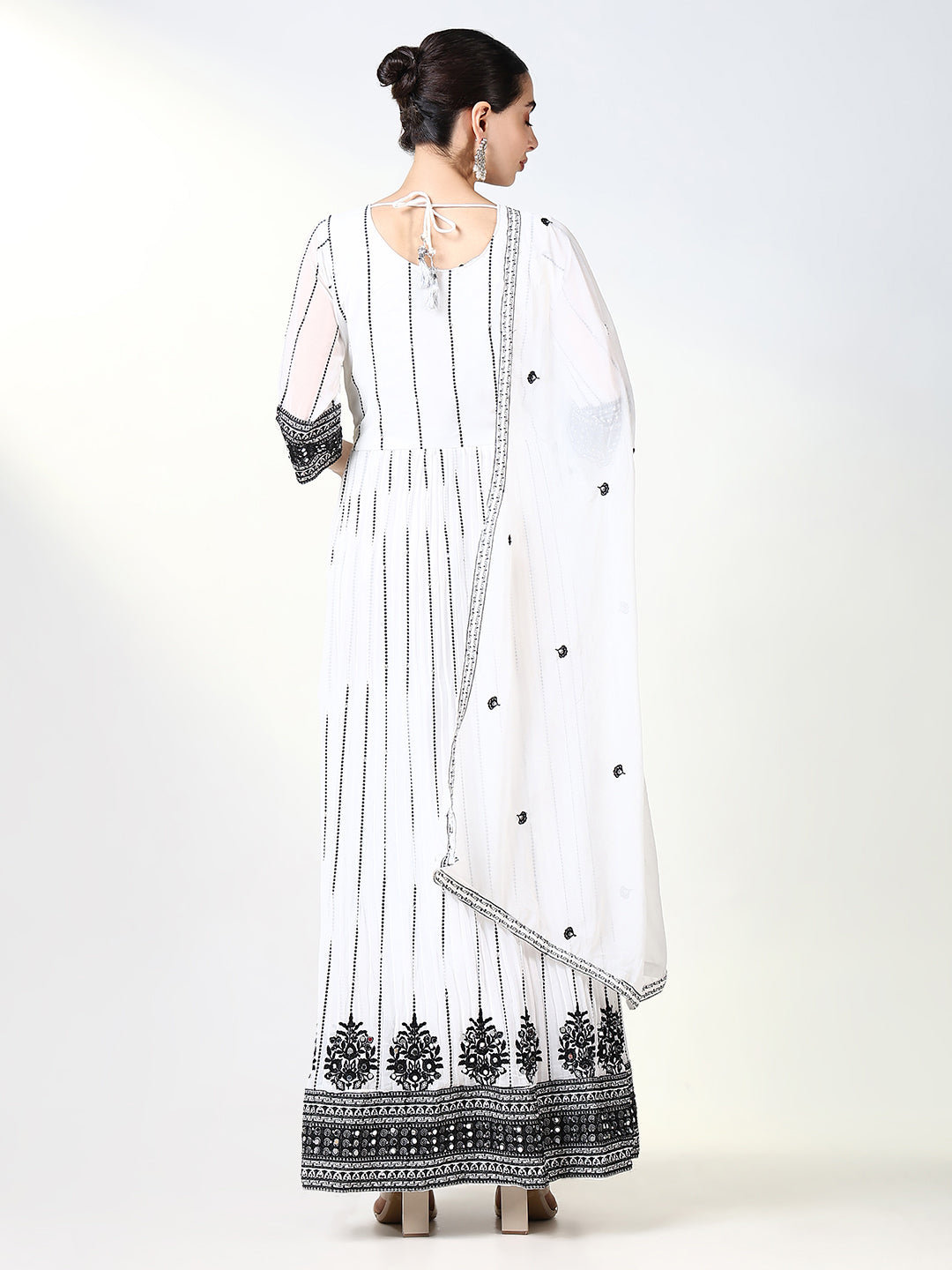Women's White Embroidered Anarkali Kurta Sets with Dupatta