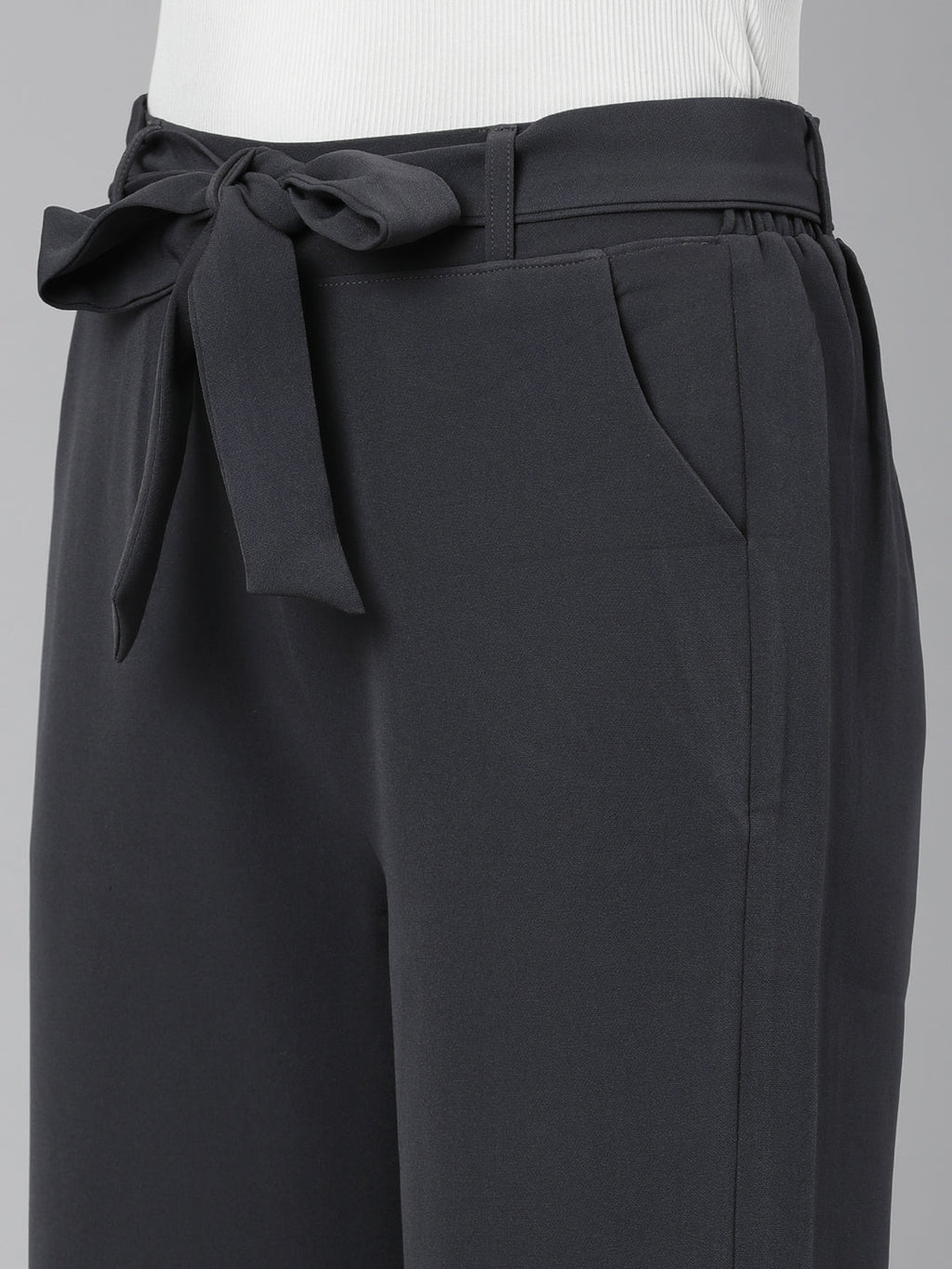 Women's Grey Relaxed Straight Fit Cotton Parallel Trousers