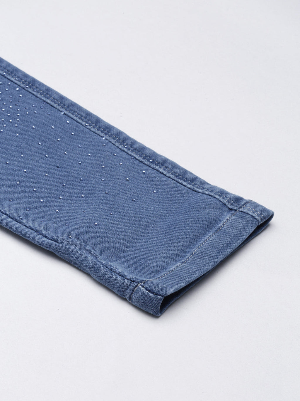 Women's Blue Jean Slim Fit Mid-Rise Embellished Denim Jeans