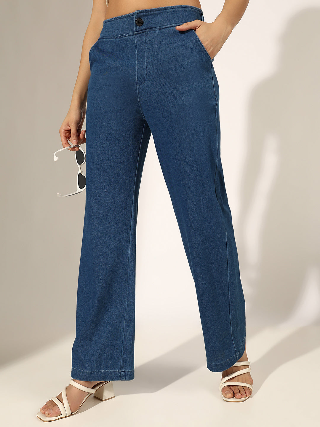 Women's Blue Mid-Rise Straight Fit Jeans