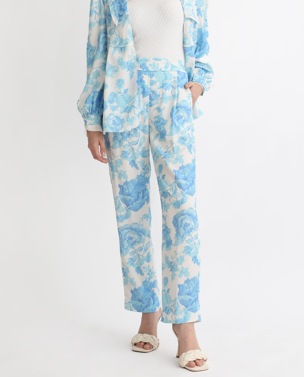 Rareism Women's Mongo Light Blue Polyester Floral Print Ankle Length Relaxed Fit Trouser