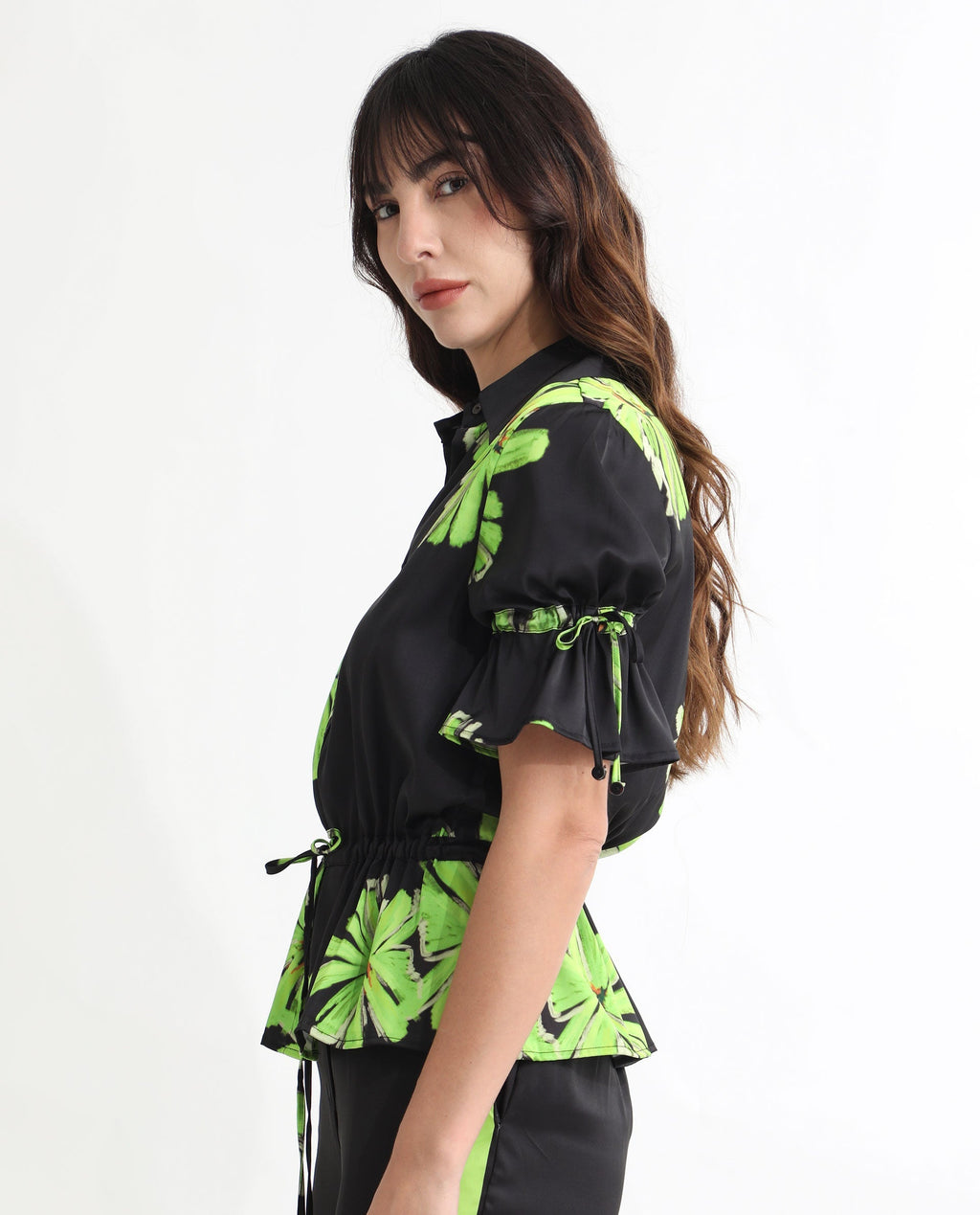 Rareism Women's Murphy Black Polyester Spread Collar Floral Print Regular Fit Top