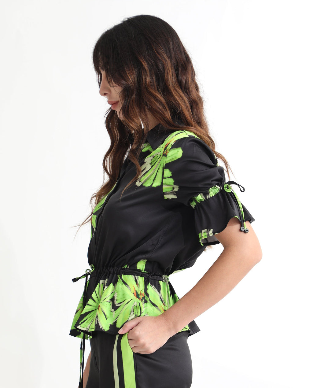 Rareism Women's Murphy Black Polyester Spread Collar Floral Print Regular Fit Top