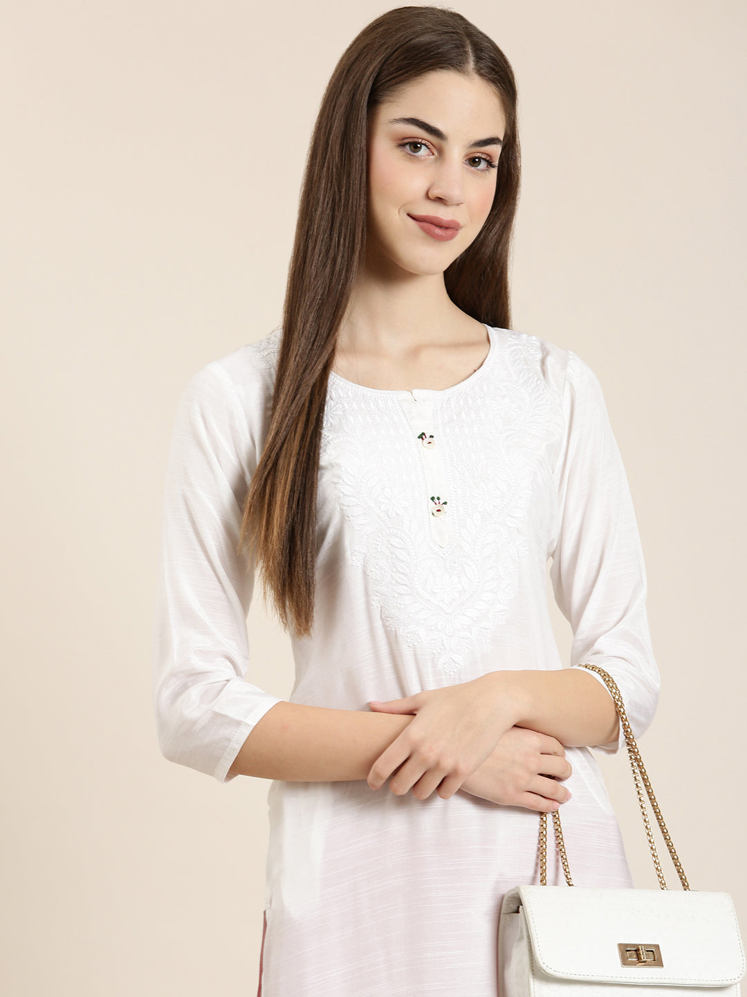 Women's White Ethnic Motifs Straight Thread Work Kurta