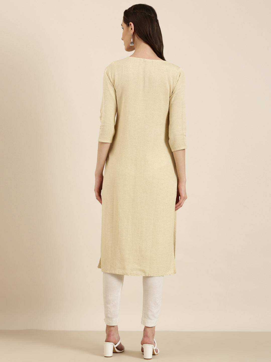 Women's Beige Floral Embroidered Thread Work Straight Kurta