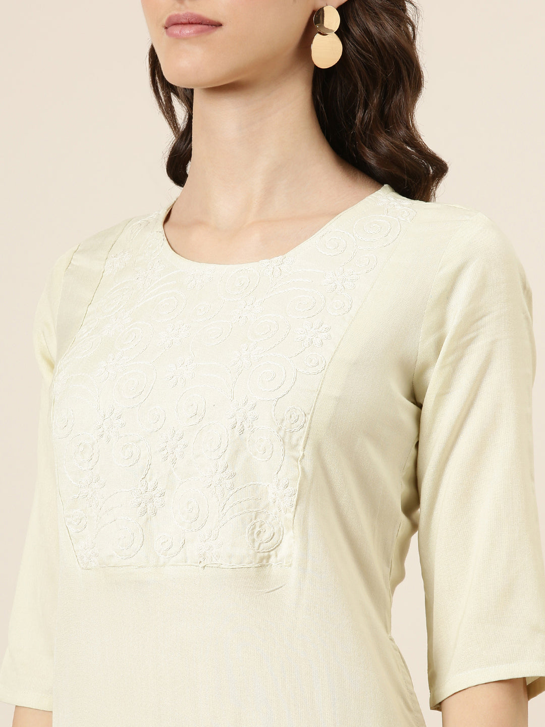 Women's Cream Floral Yoke Design Cotton Straight Kurta
