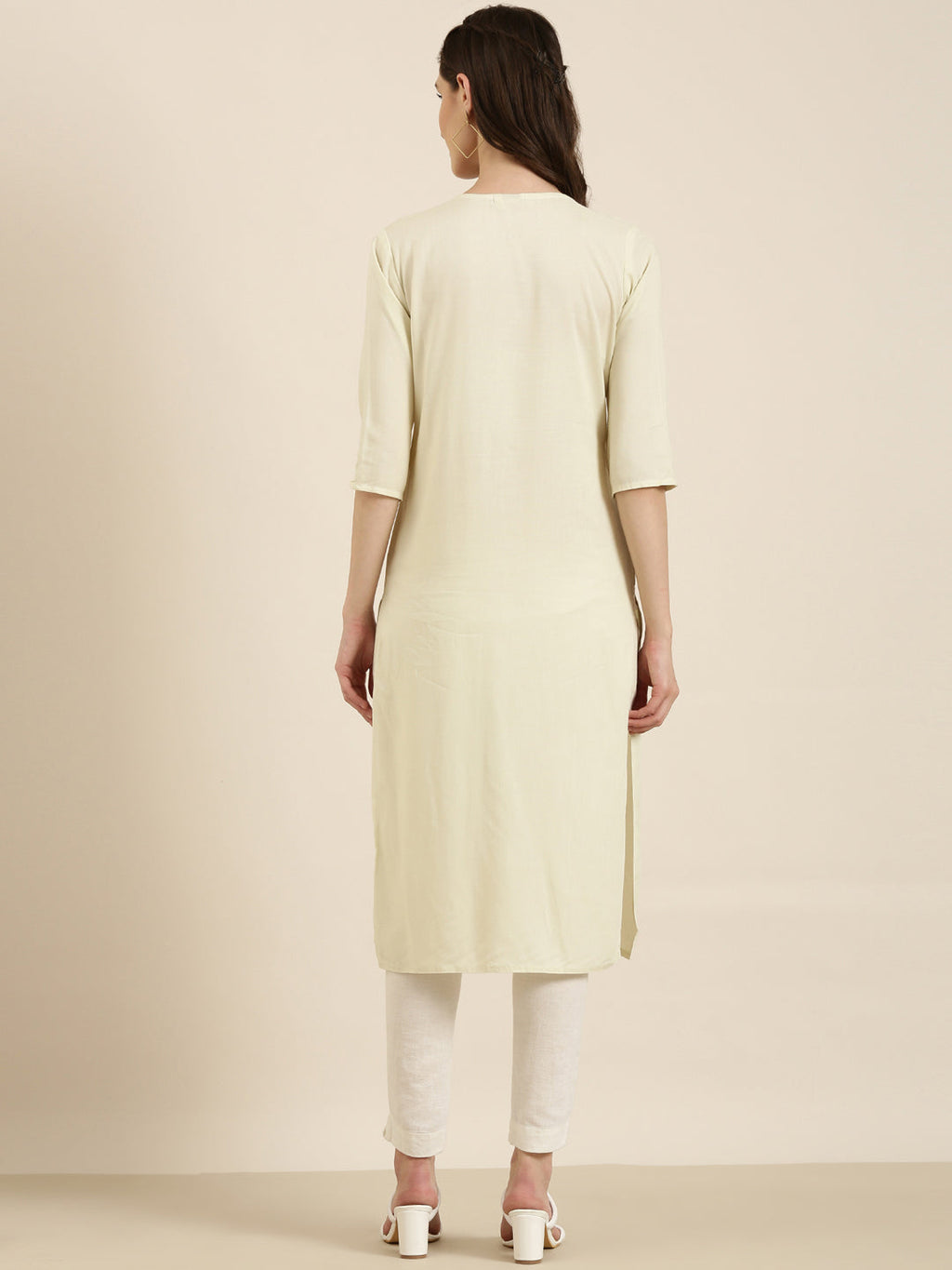 Women's Cream Floral Embroidered Straight Kurta