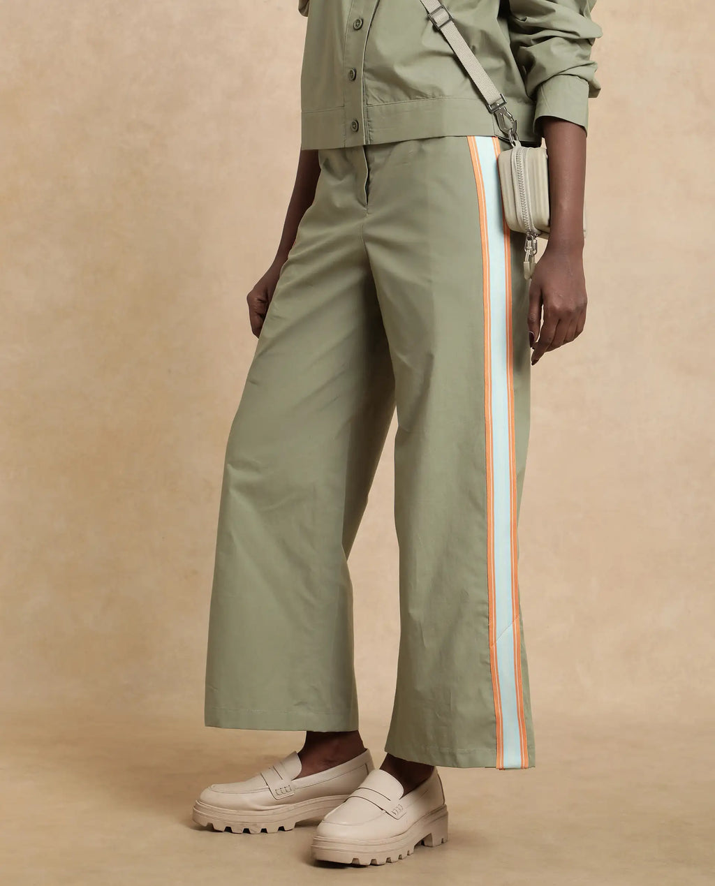Rareism Women's Nocam B Dusky Green Cotton Plain Ankle Length Wide Trouser