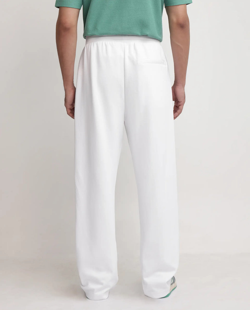 Rare Rabbit Men's Oblic White Cotton Blend Plain Relaxed Fit Track Pant