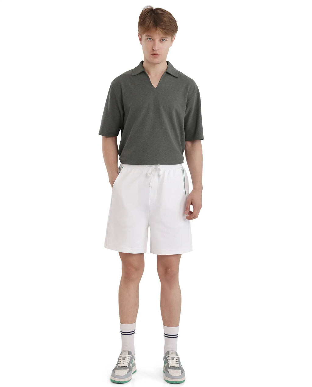 Rare Rabbit Men's Obl White Cotton Blend Plain Relaxed Fit Shorts