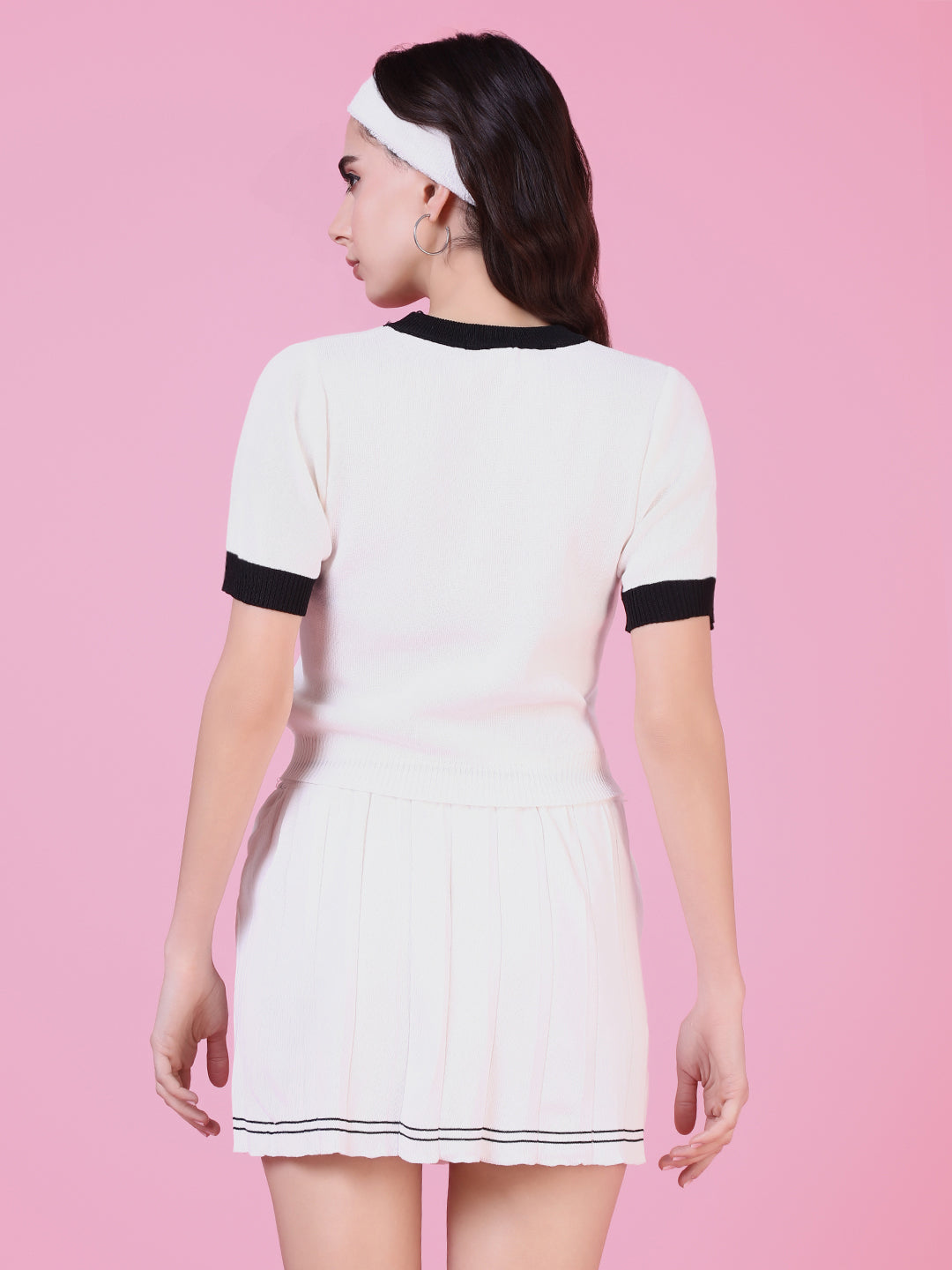 Women's Off White Top