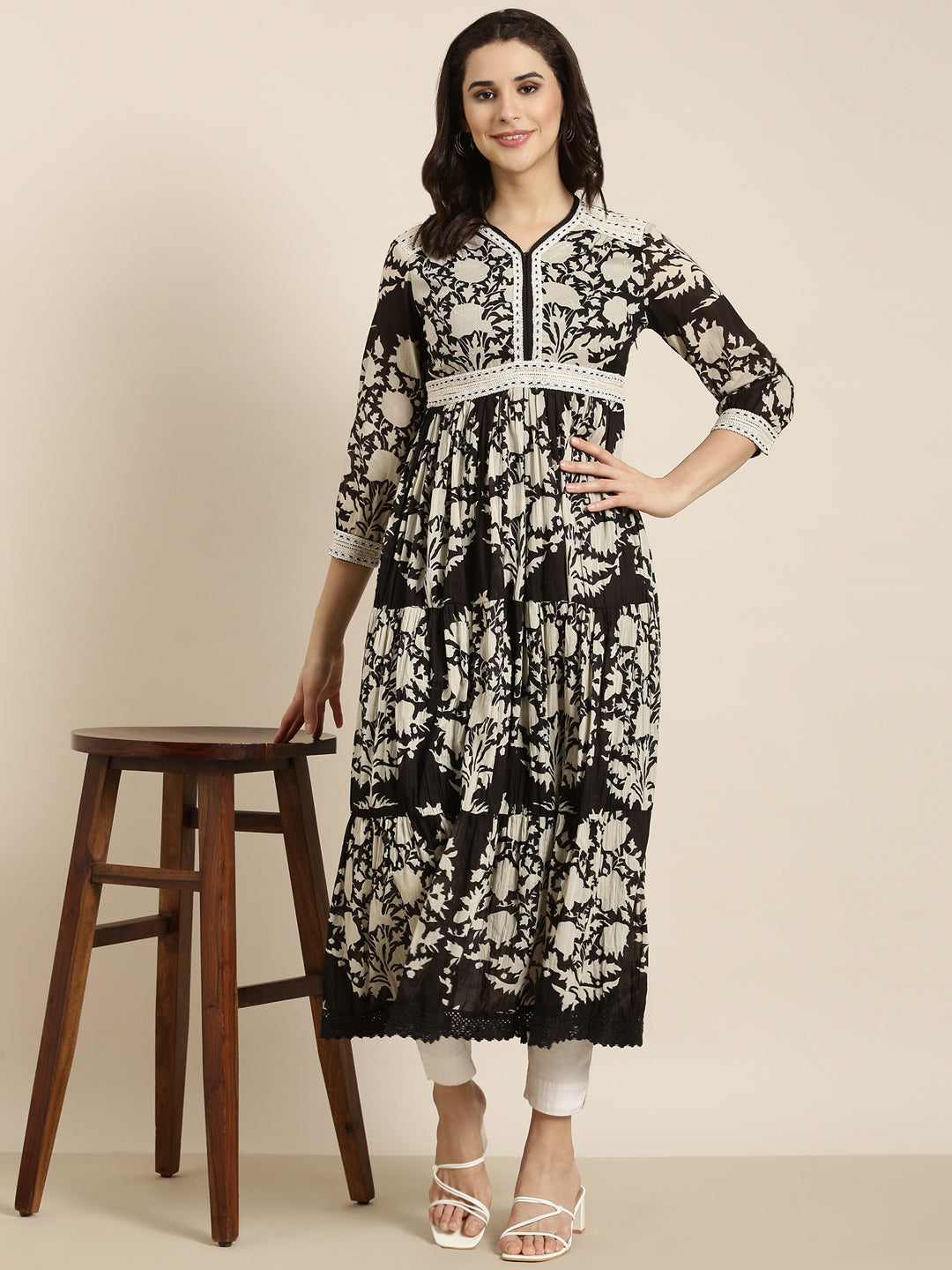 Women's Anarkali Black Floral Kurta